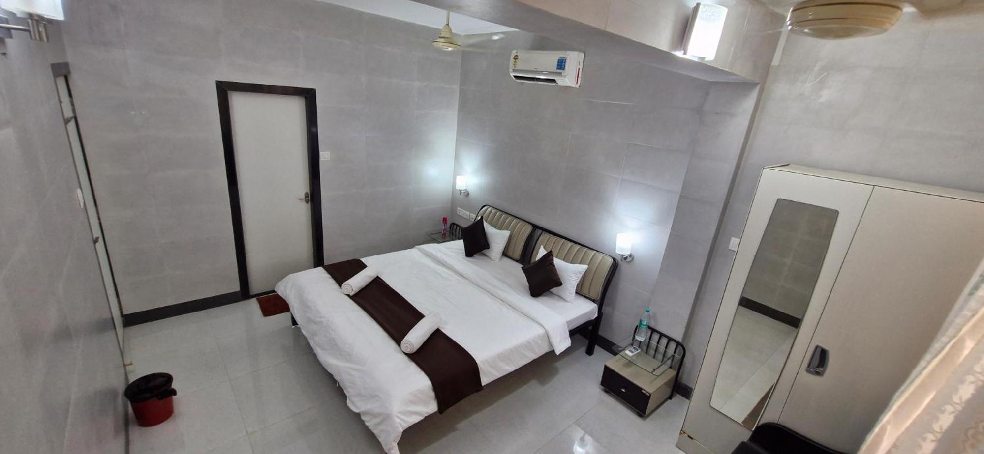 Haven Apartment Inn Baga Beach Bagian luar foto